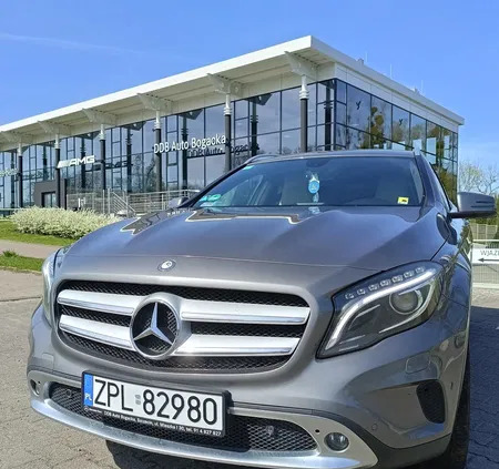 mercedes benz gla Mercedes-Benz GLA cena 77000 przebieg: 139995, rok produkcji 2014 z Szczecin
